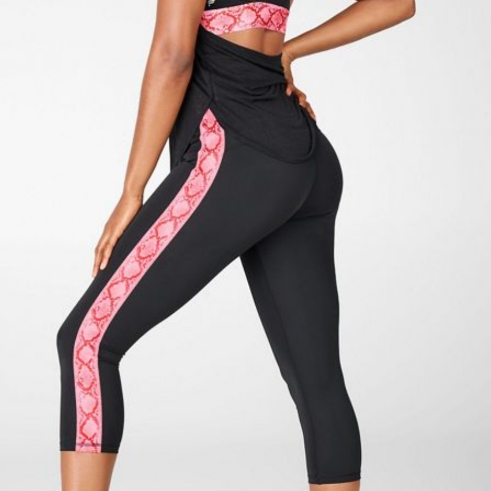 Fabletics High-waisted crop legging NWOT